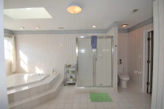 Caribbean Retreat Master Bathroom With Jacuzzi Tub Stand Up Shower And Walk In Closet