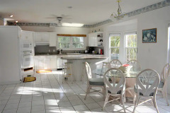Caribbean Retreat Kitchen And Dining Table