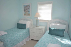 Crowes Cottage Bedroom With 2 Twin Beds