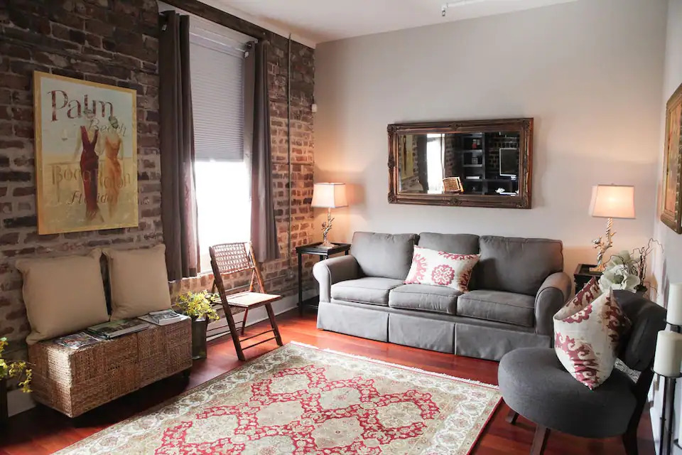 Living room in Broughton Loft, a vacation rental in Savannah